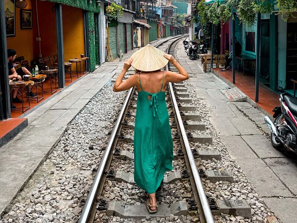 hanoi-calle-tren