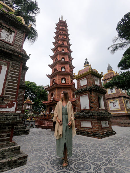 tran-quoc-pagoda-hanoi